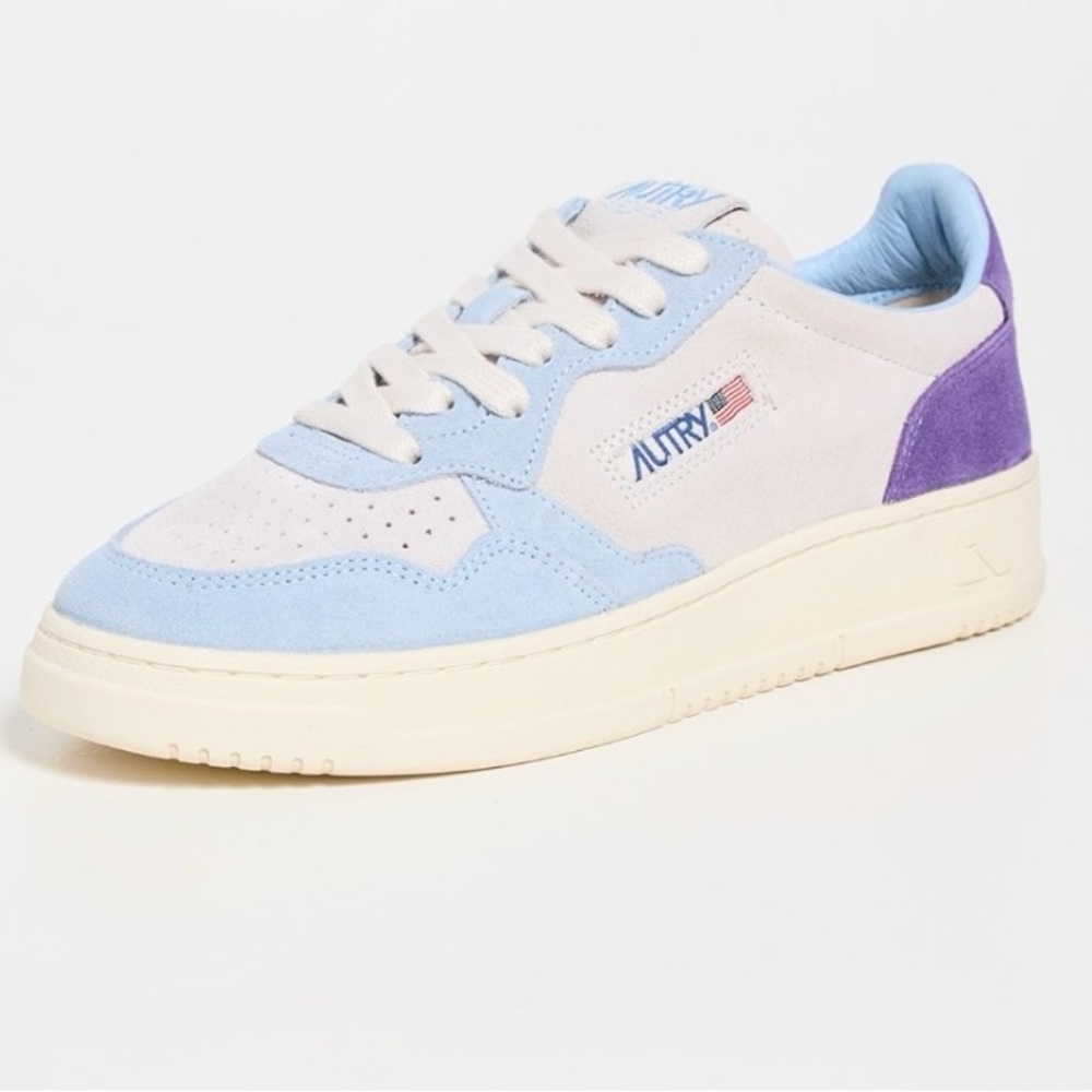 Autry Medalist Low Sneakers